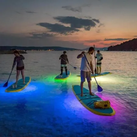 Bright & Modern 2bd In Stobrec, Free Parking * Split